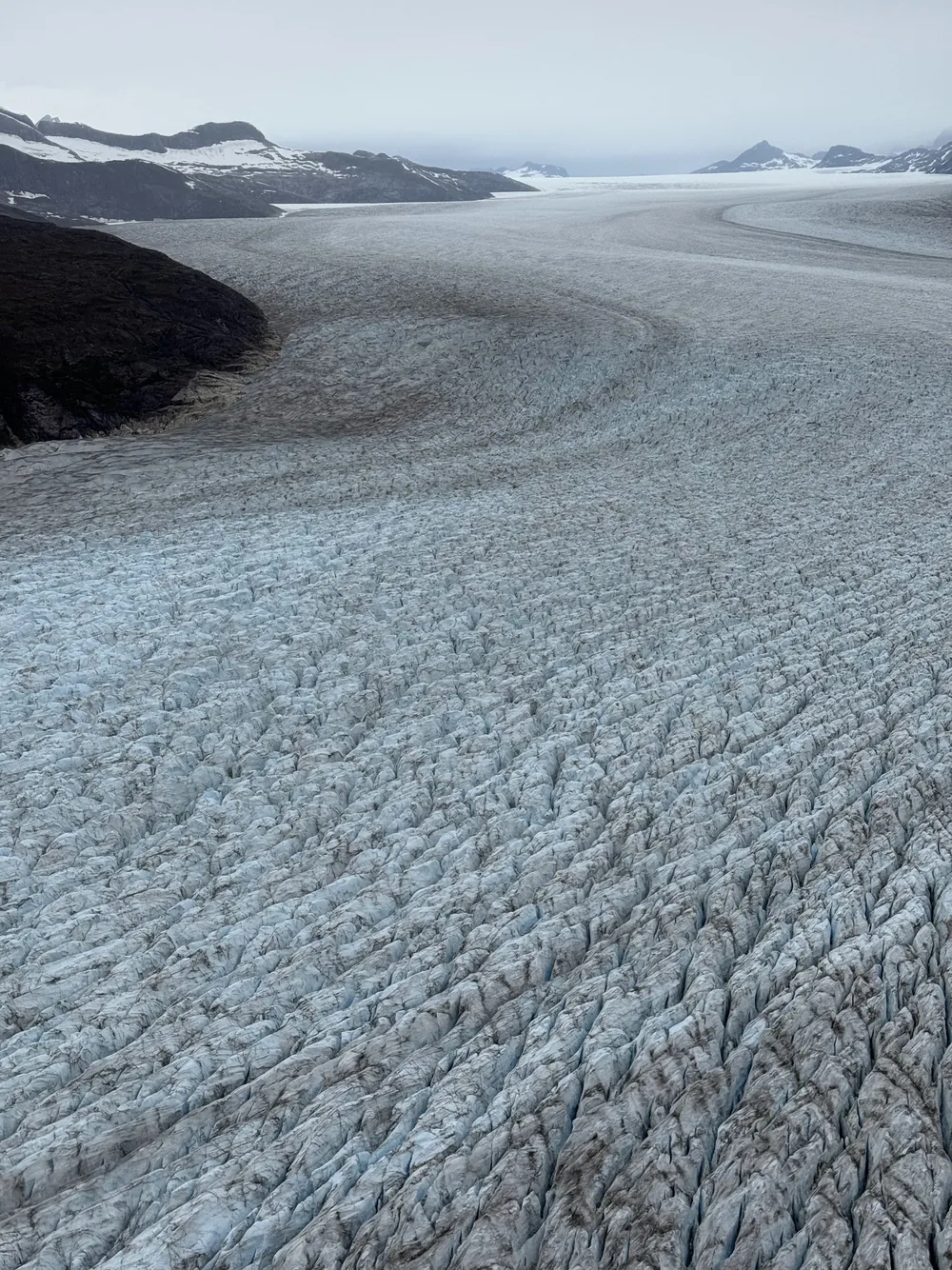Geleira no Juneau Icefield, Alasca